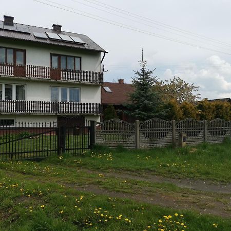 דירות Biszcza Apartament Nad Zalewem מראה חיצוני תמונה
